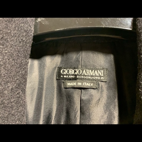 Giorgio Armani Coat: Made in Italy - Picture 6 of 7